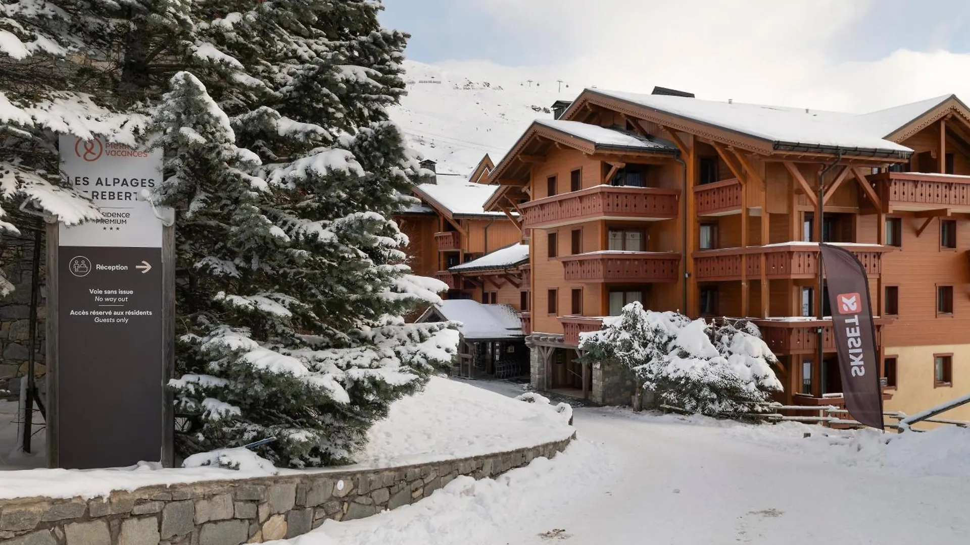 Residence Pierre & Vacances Premium Les Alpages De Reberty Les Menuires 3*,  France